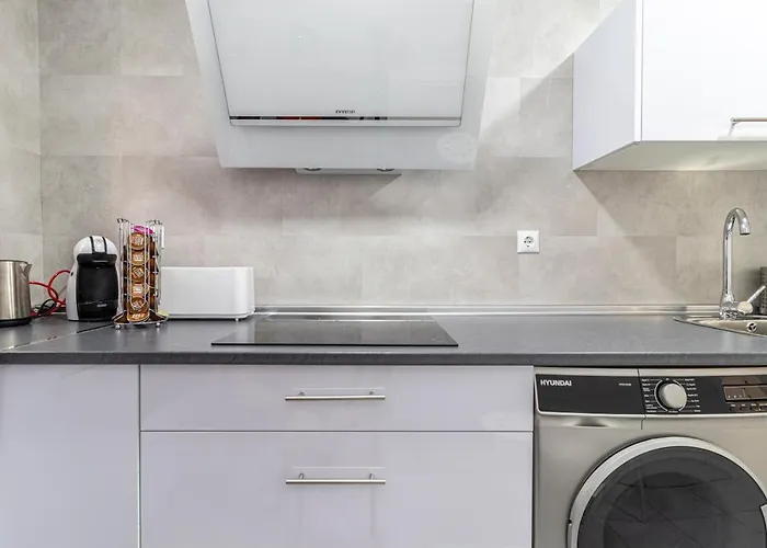 Allo Fate Centro 2 * Χέρεζ